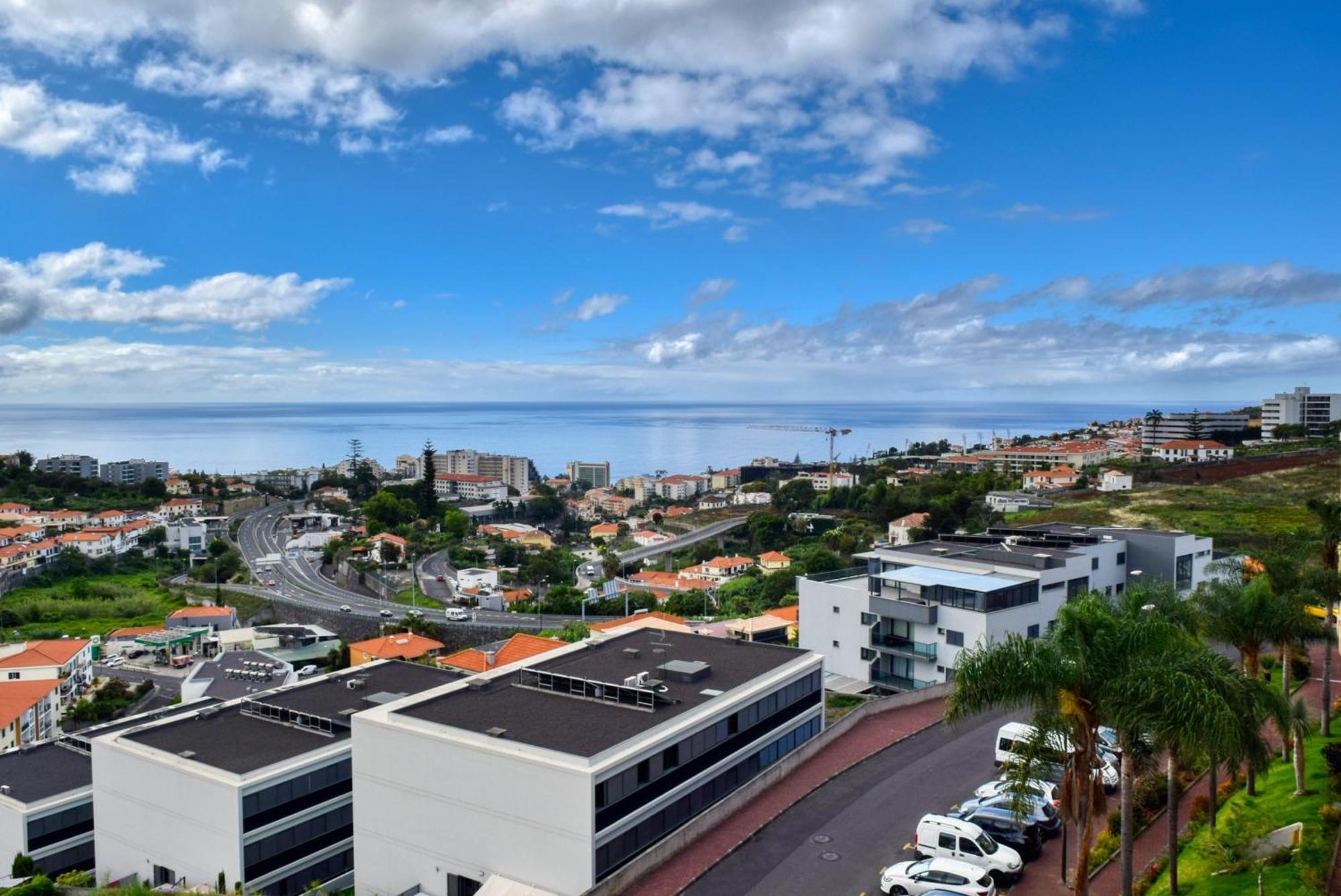 Design Gardens, A Home In Madeira Funchal  Luaran gambar